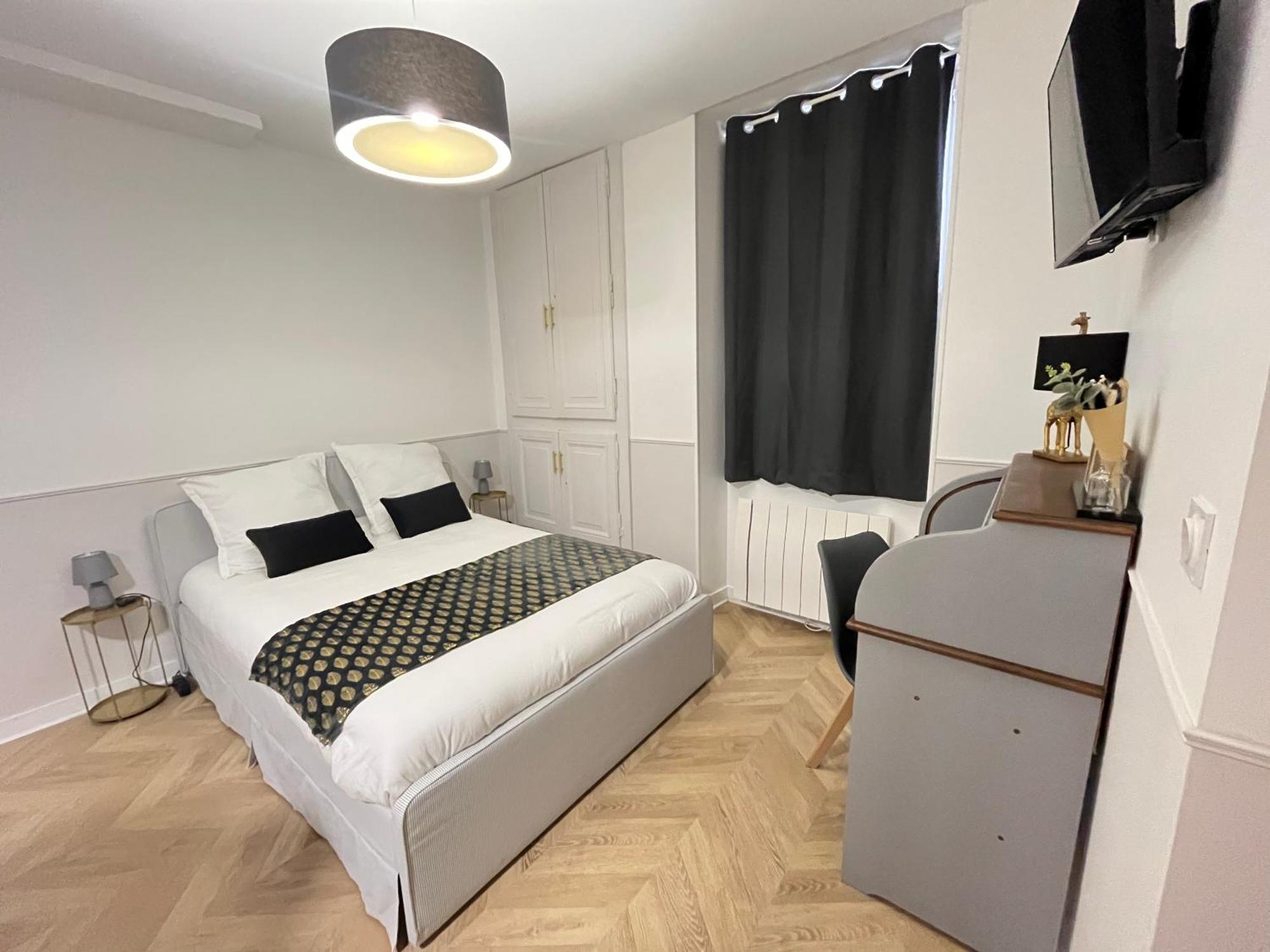 Le Studio Haslay Seraucourt En Plein Coeur De Ville De Bourges - Charme De L Ancien Et Confort Contemporain Oda fotoğraf